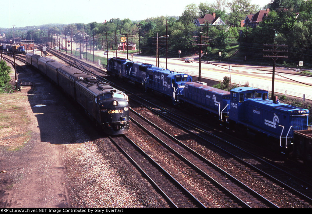 CR E8A 4020 - Conrail "OCS" - Office Car Special